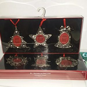 Christmas ornaments frames  square set of 3
